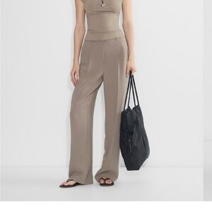 Aritzia Wilfred Beige Wide-Leg Trousers